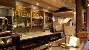 酒吧（店内）
