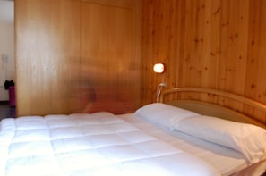 Wi-fi (inkludert) og sengetøy