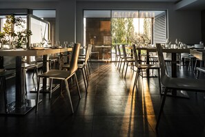 Se sirven desayunos, almuerzos y cenas