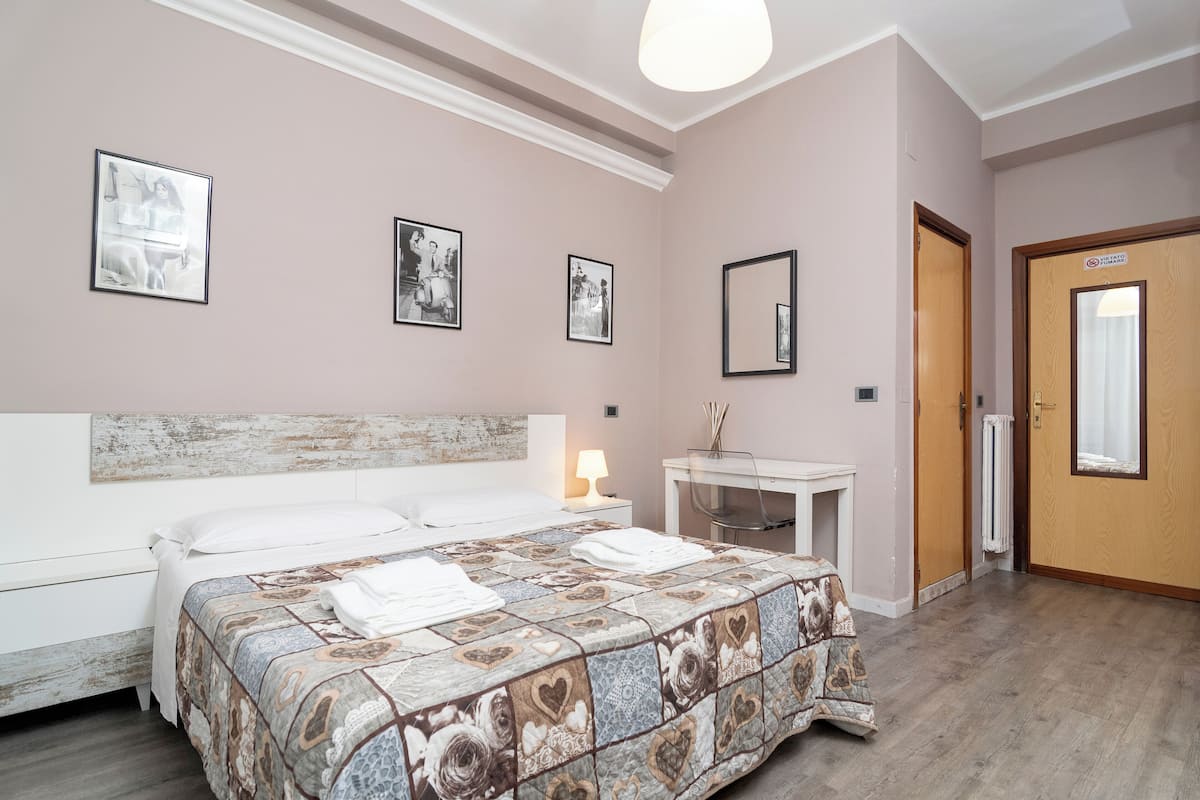 Desk, iron/ironing board, free WiFi, bed sheets