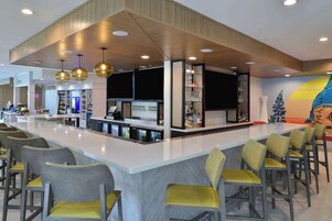 Bar (en la propiedad)