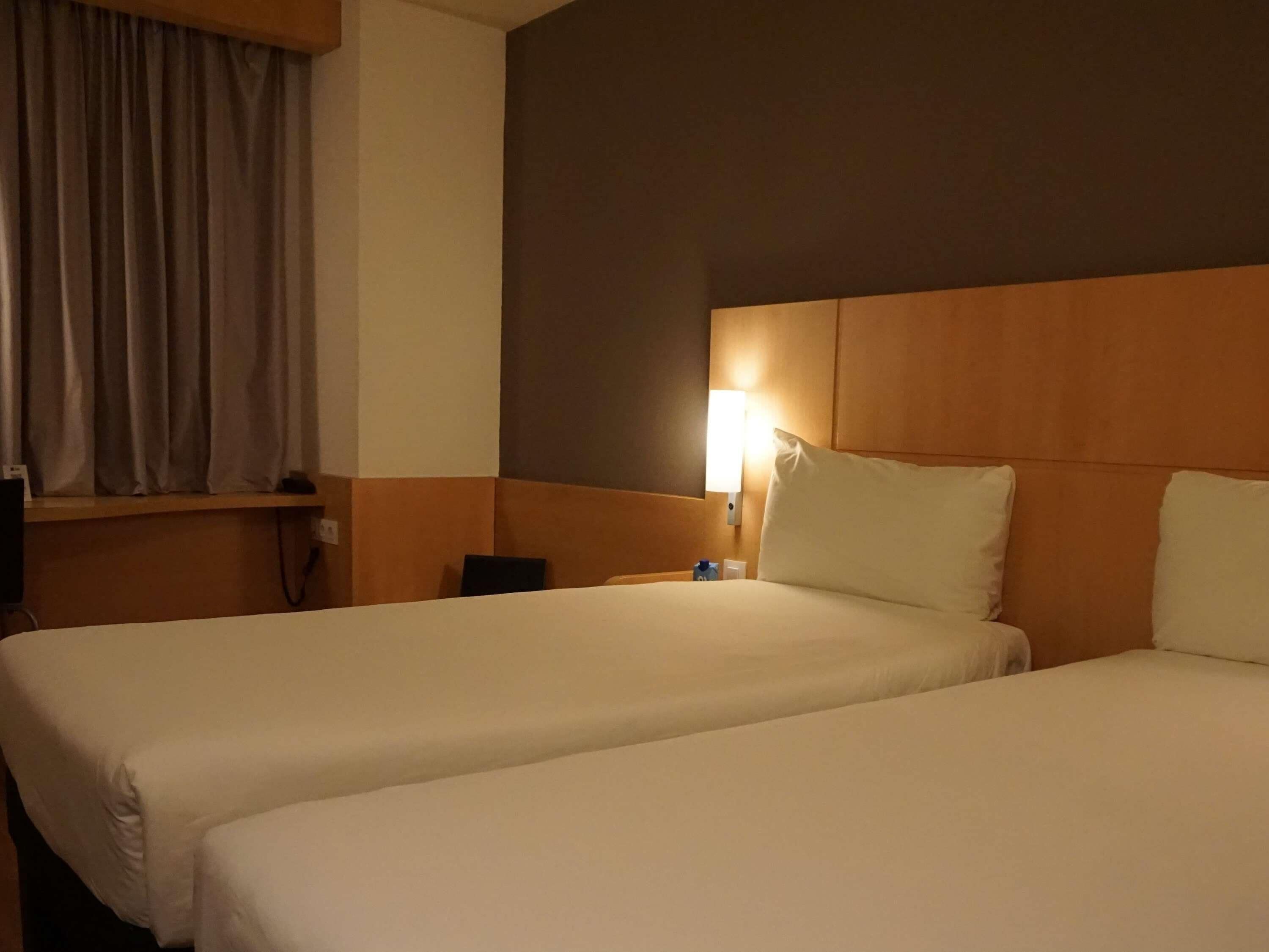 Standard Room, 2 Twin Beds | In-room safe, desk, iron/ironing board, cribs/infant beds
