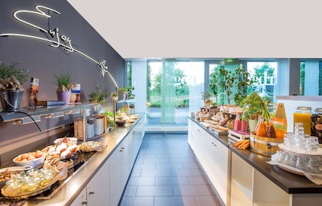 Daily buffet breakfast (EUR 16 per person)