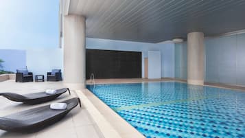 Indoor pool, outdoor pool