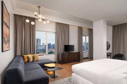 Suite Junior, 1 très grand lit, vue sur la ville | 1 chambre, literie de qualité, couette en duvet