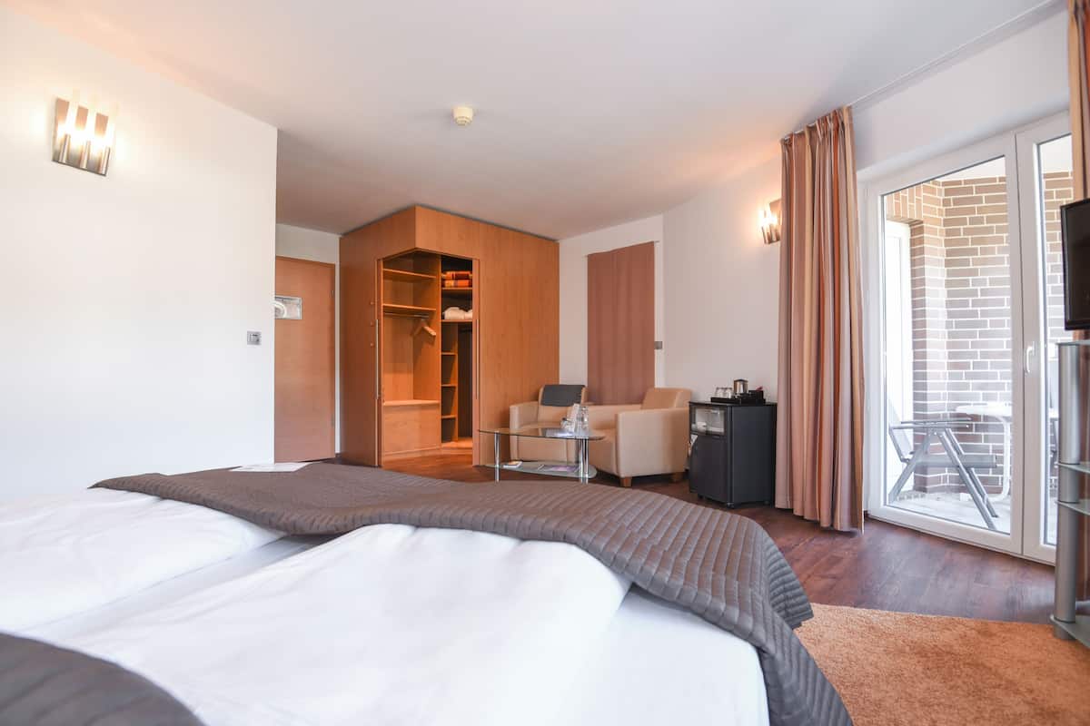 Double Room (Balance) | Hypo-allergenic bedding, in-room safe, blackout curtains