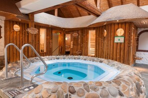 Sauna, hot tub, body treatments, hot stone massages, body wraps - Upstalsboom Landhotel Friesland (Varel)