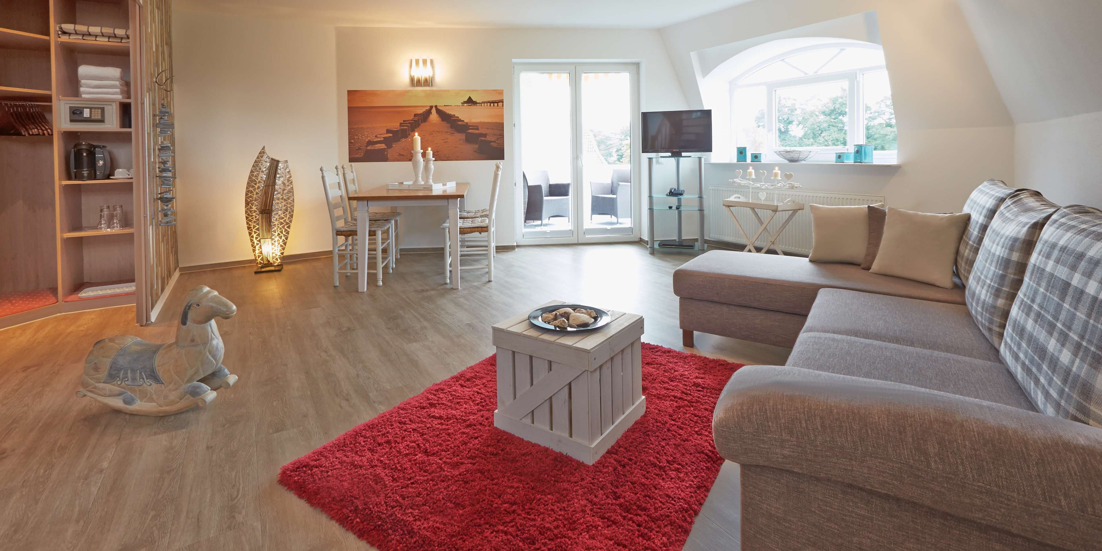 Suite (Nordsee) | Hypo-allergenic bedding, in-room safe, blackout curtains