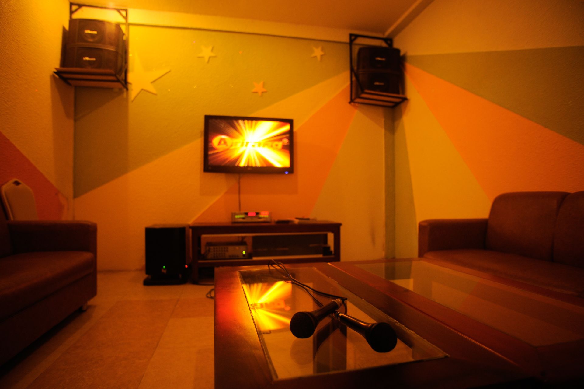 karaoke room