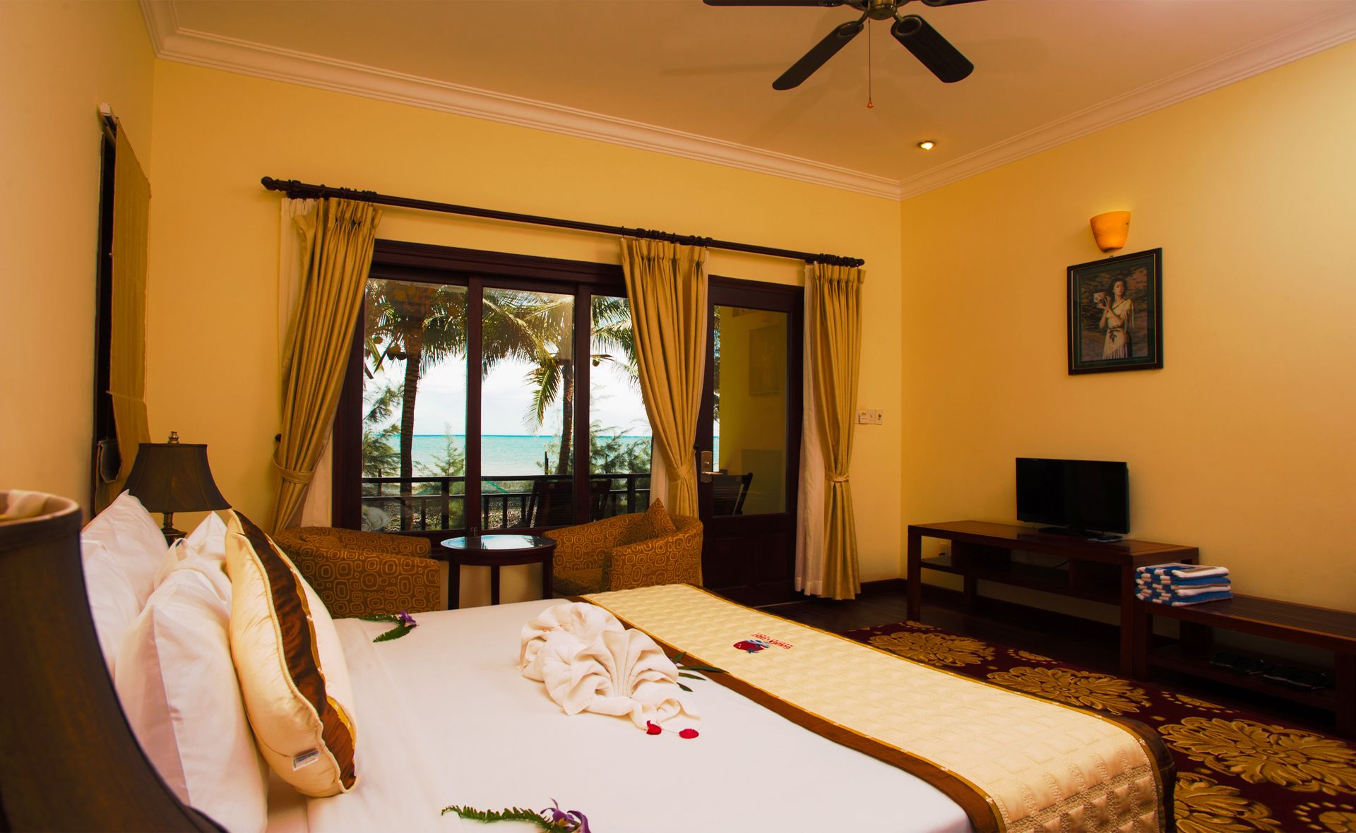 Villa familiar, 2 habitaciones | Minibar, caja de seguridad en la habitación y cortinas blackout 