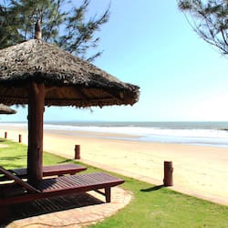 Private beach, white sand, sun-loungers, beach umbrellas