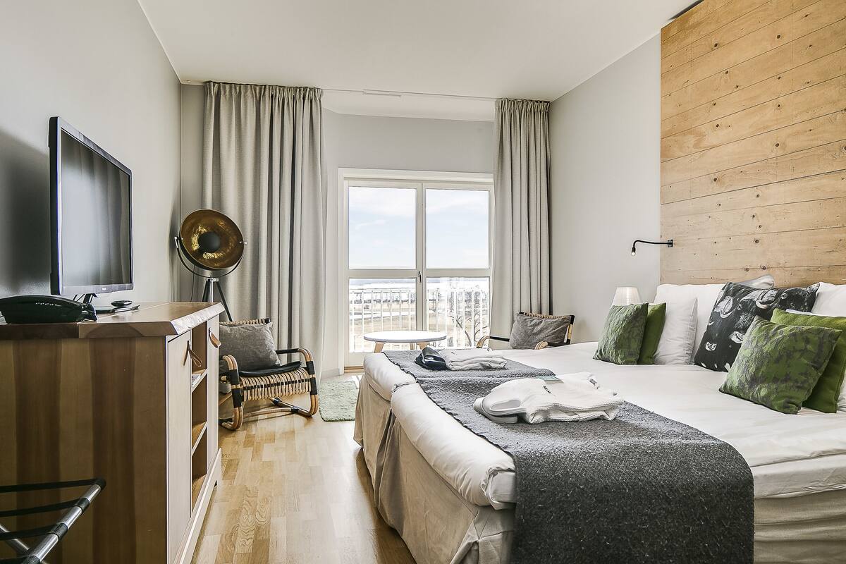 superior double room | view from room