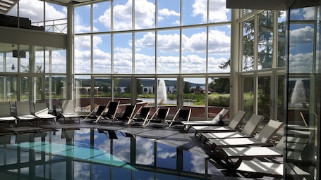 Sauna, hot tub, steam room, facials