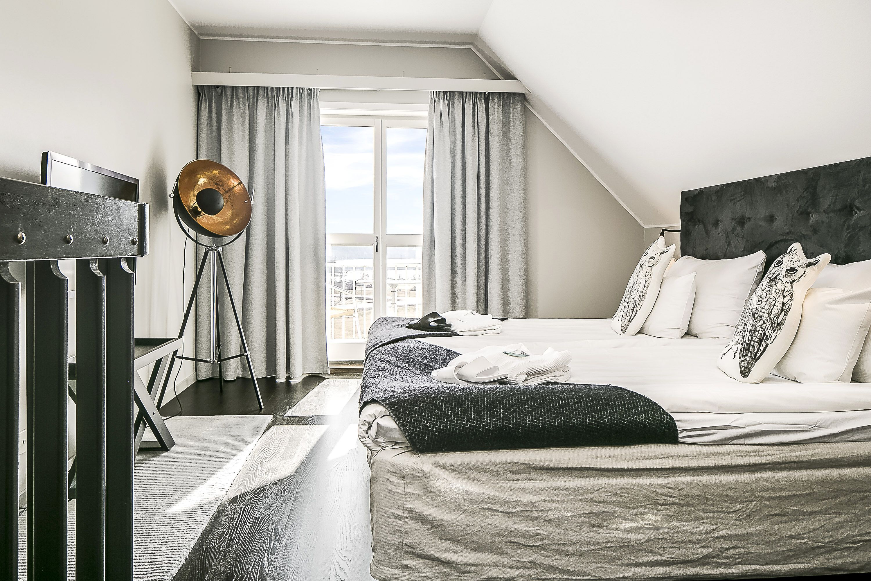In-room safe, rollaway beds, free WiFi, bed sheets