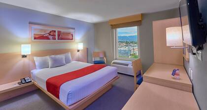 City Express by Marriott Saltillo Sur