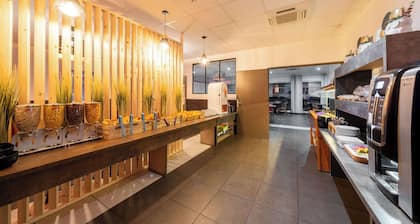 Kyriad Dijon Sud - Longvic