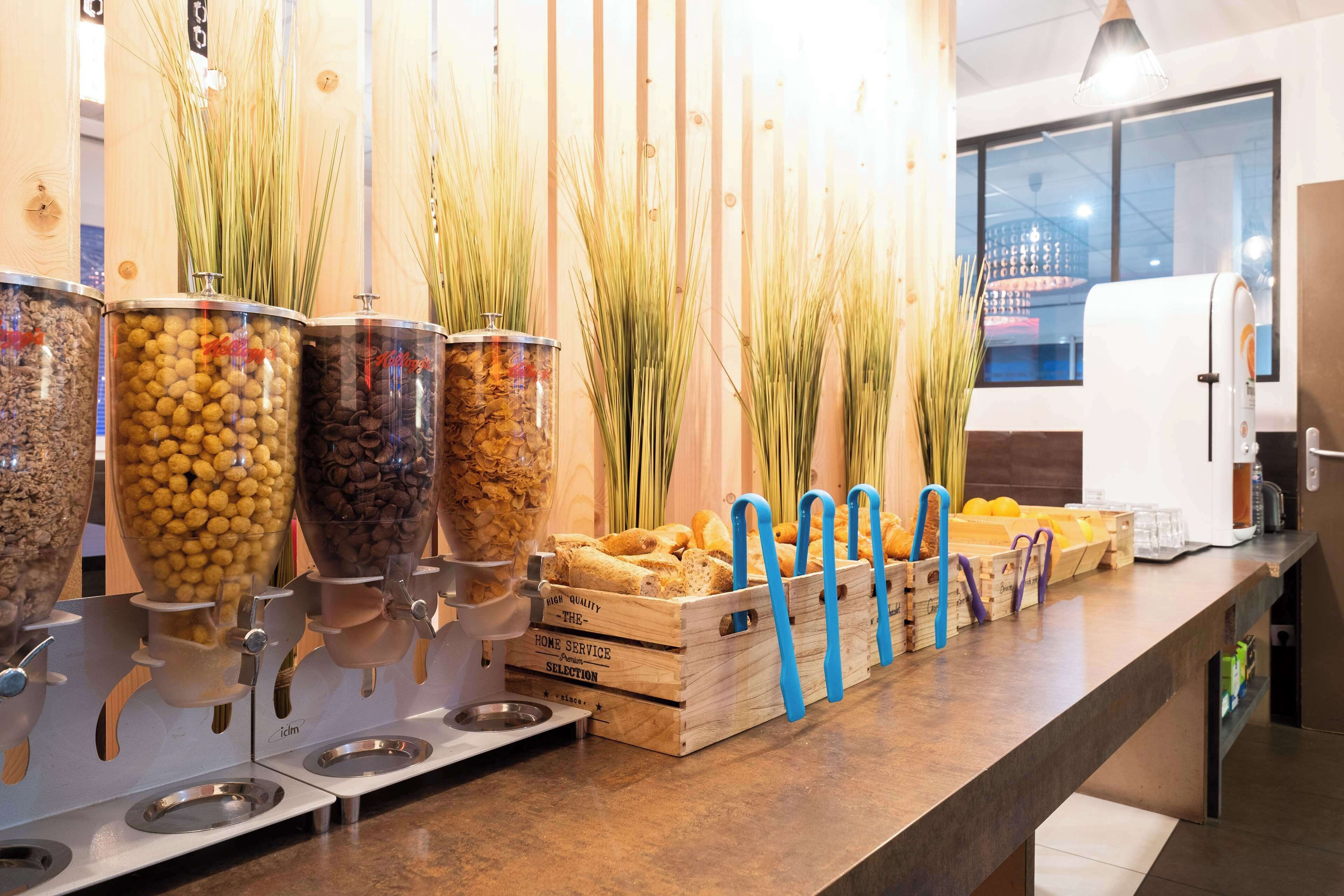 daily buffet breakfast (eur 12.90 per person)