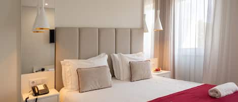 Superior Double Room | Minibar, in-room safe, soundproofing, free WiFi