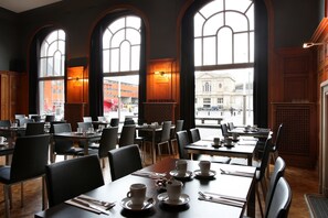Lunch and dinner served - Hotel La Royale (Leuven)