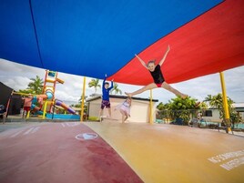 Área de juegos infantiles al aire libre