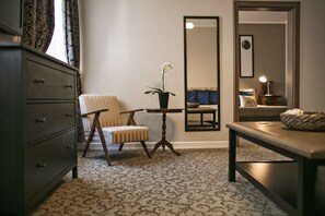 Literie de qualité supérieure, minibar, coffres-forts dans les chambres