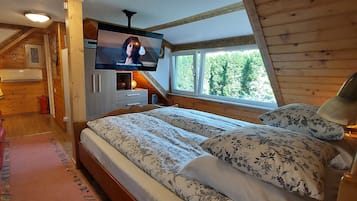 Premium bedding, free minibar items, in-room safe
