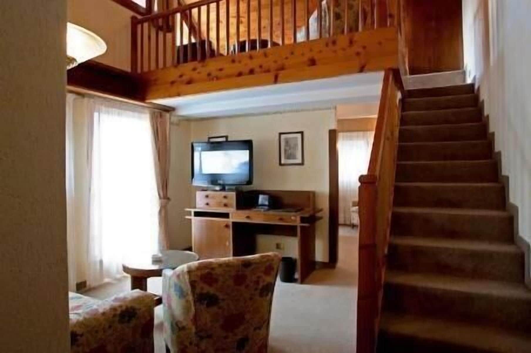 28-inch tv with digital channels