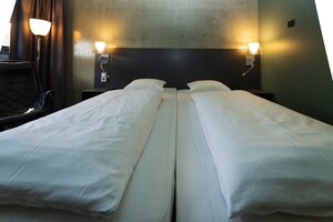 Rom – standard, 2 enkeltsenger, ikke-røyk | Skrivebord, lydisolert, barnesenger og sengetøy