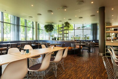 Comfort Hotel RunWay