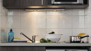 Schreibtisch, schallisolierte Zimmer, kostenloses WLAN, Wecker