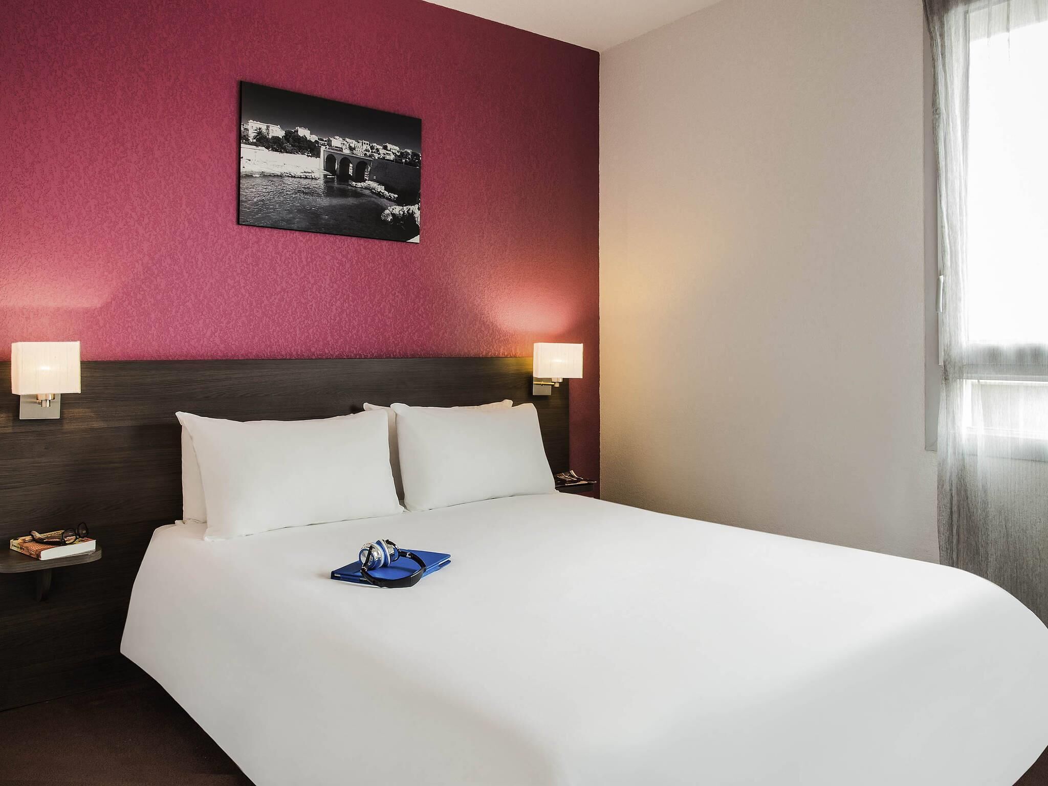 Studio | Individually furnished, desk, soundproofing, free WiFi