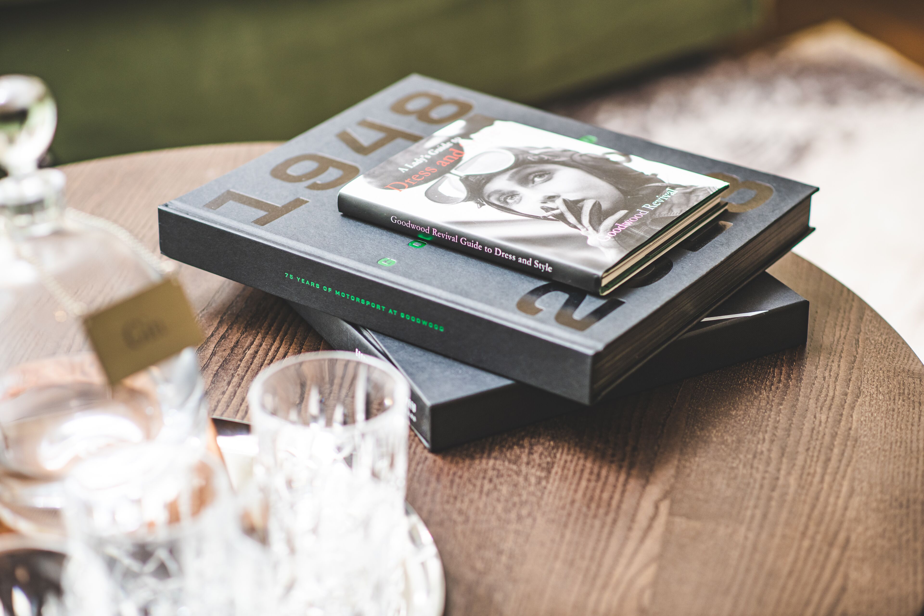 double room (private cottage) | living area | tv