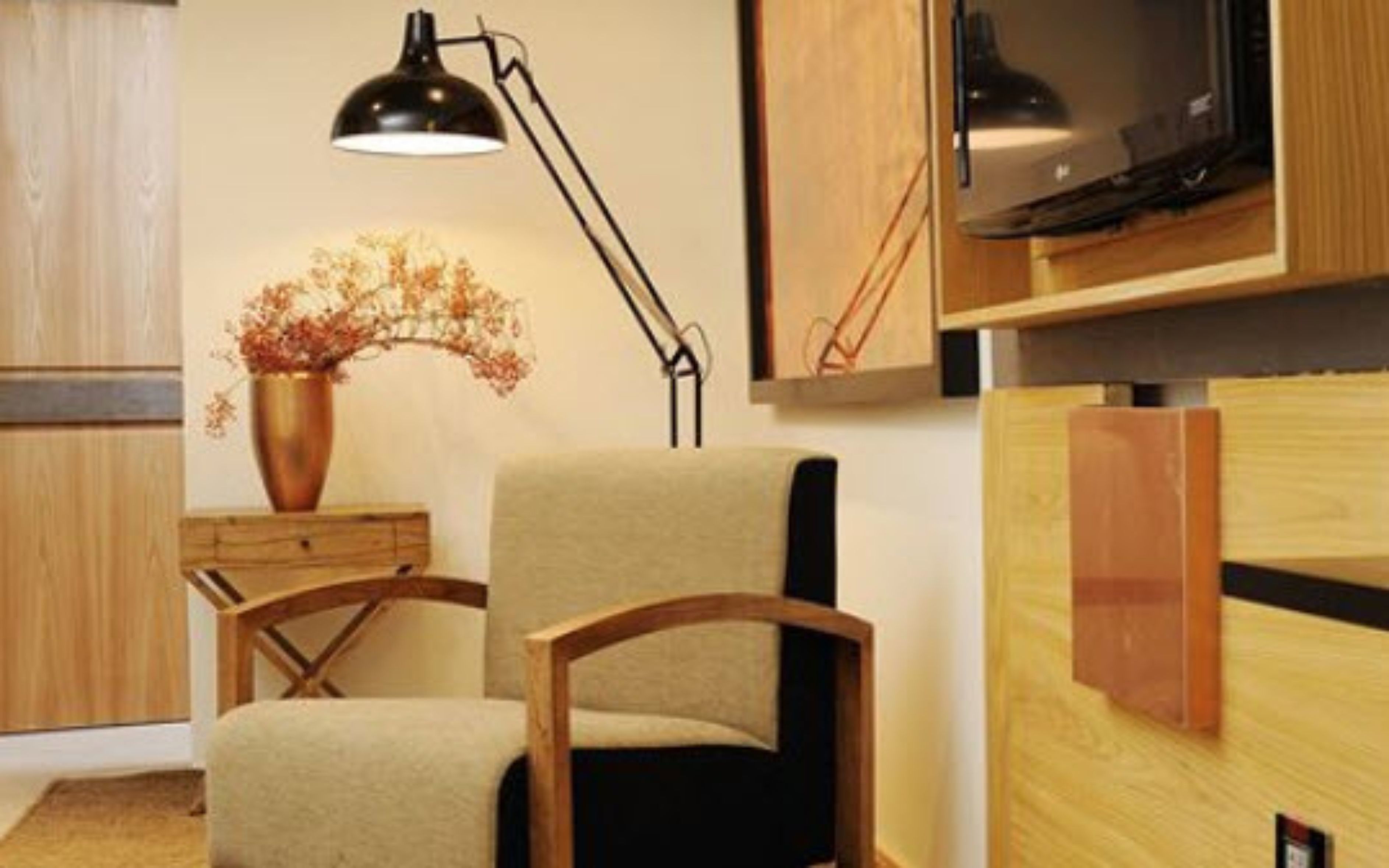 1 bedroom, premium bedding, down duvets, minibar