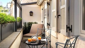 Suite (Babuino) | Biancheria da letto di alta qualità, copriletto in piuma, minibar