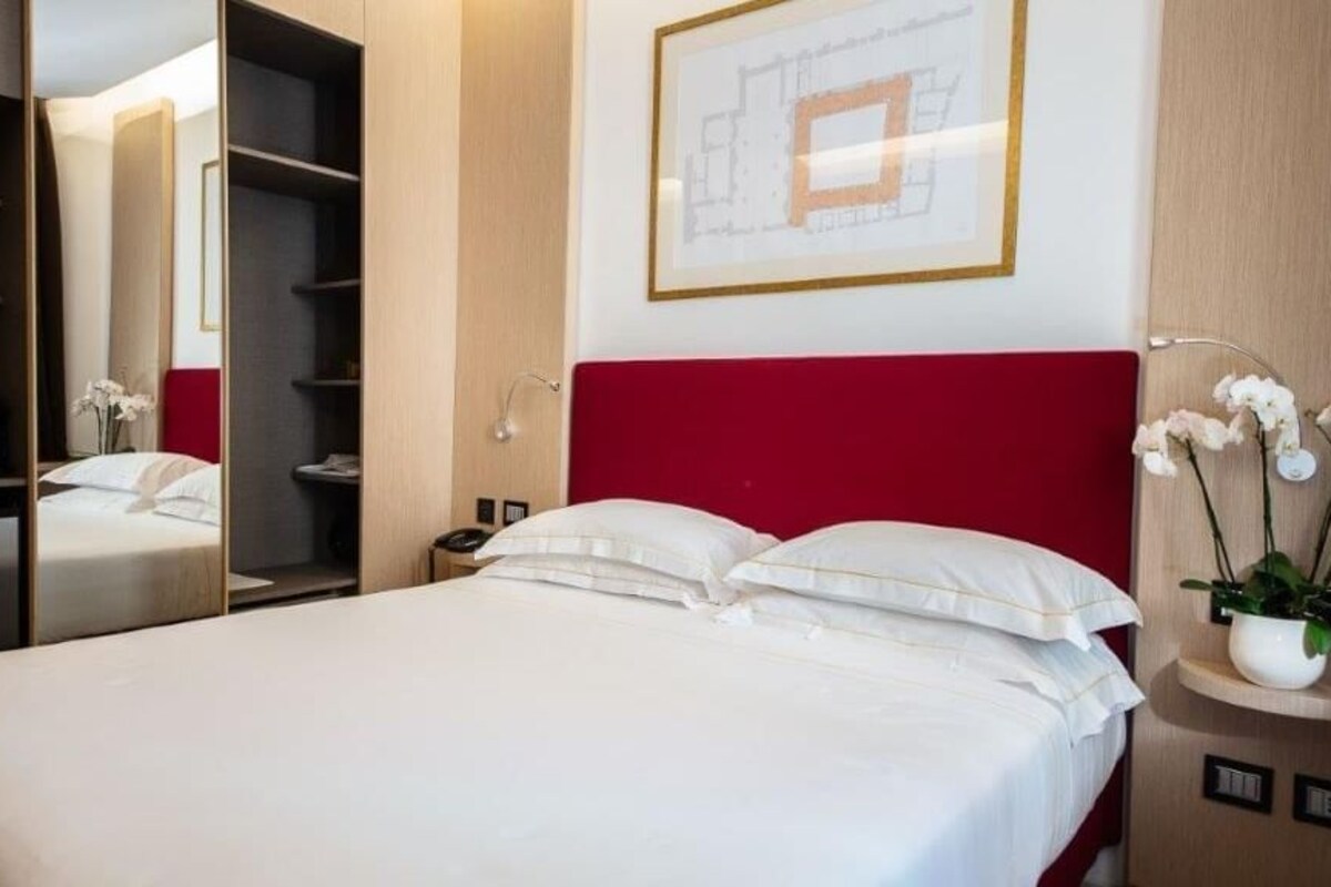 Basic Double Room | Premium bedding, down duvets, minibar, in-room safe