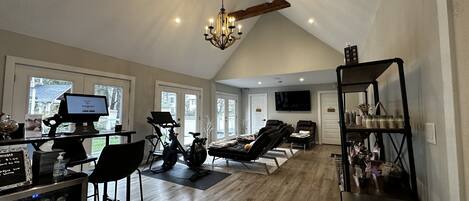 Espace de soins pour les couples, sauna, massages des tissus profonds