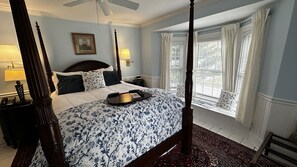 Traditional Room, 1 Queen Bed, Jetted Tub | Premium bedding, memory foam beds, individually decorated - Phineas Swann Inn & Spa (Montgomery Center)
