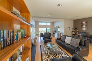 Lobby lounge - City Lights Boutique Lodge (Rotorua)