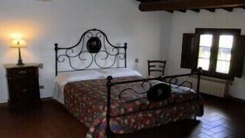 Soundproofing, iron/ironing board, rollaway beds