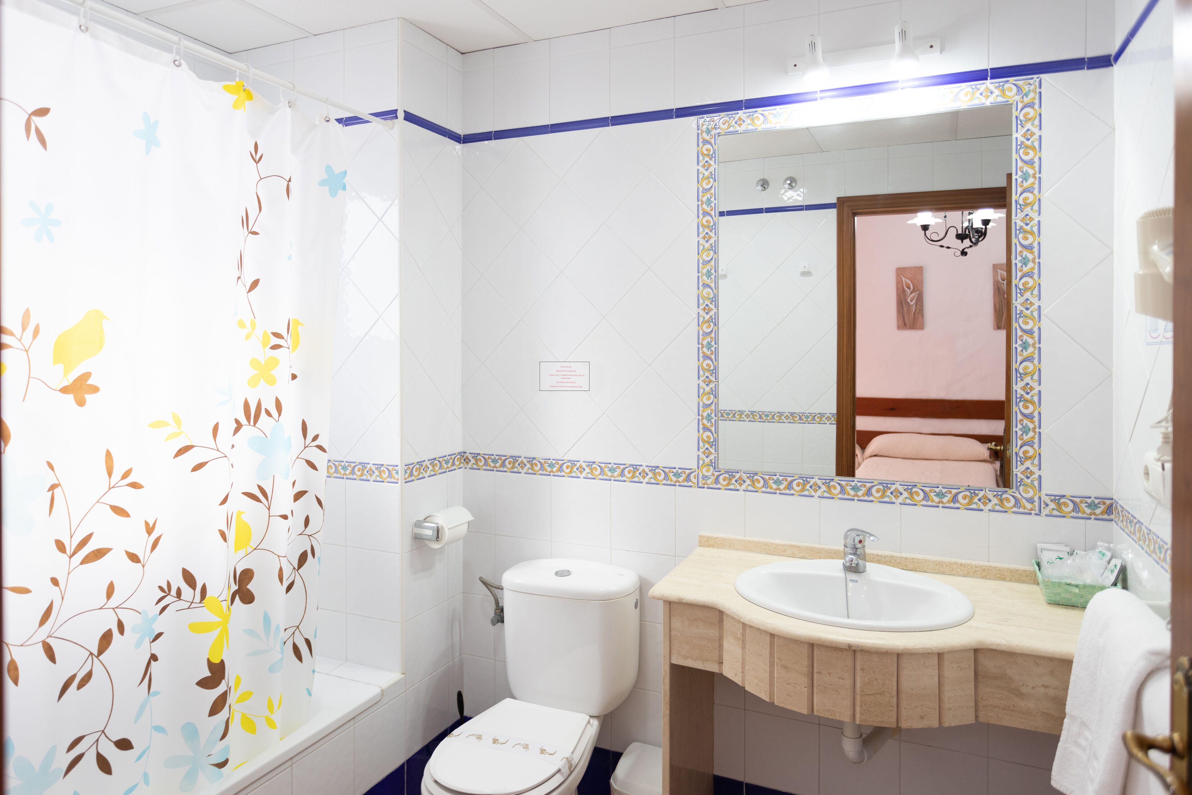 double room (extra bed) | bathroom | combined shower/bathtub, hair dryer, bidet, towels