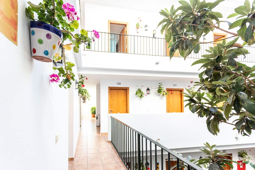 Hotel Oasis Atalaya