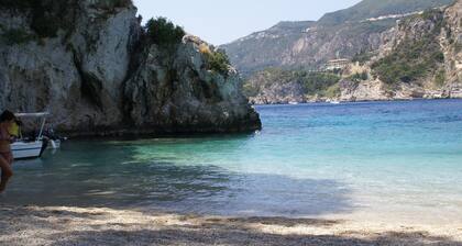 Sebastians Family Hotel & Taverna