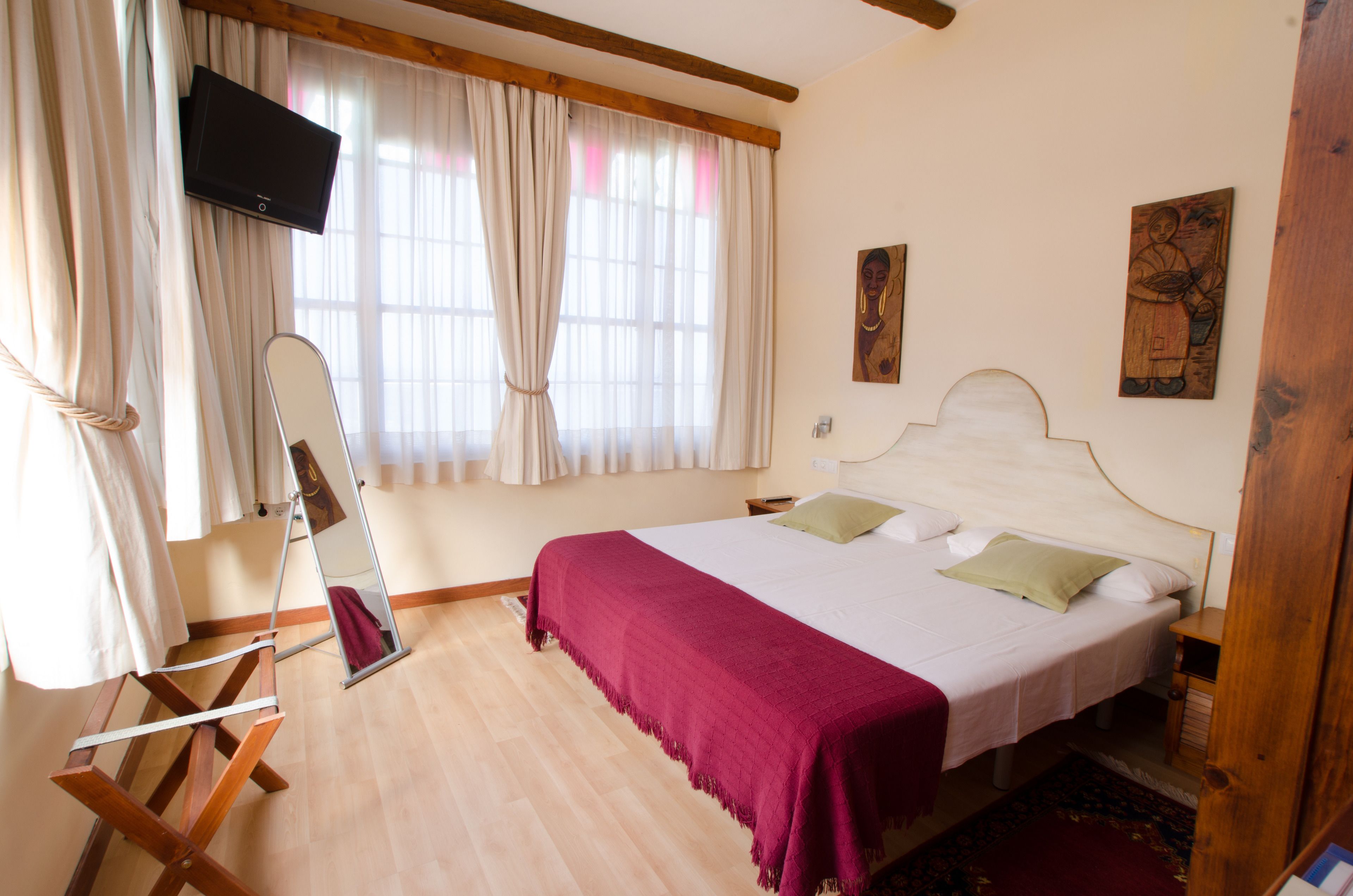double room, sea view (room 10) | premium bedding, down duvets, in-room safe, desk