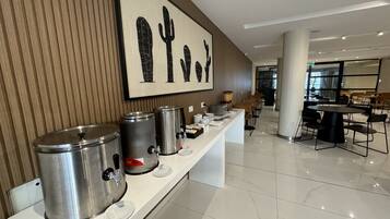Daily buffet breakfast (ARS 20000 per person)