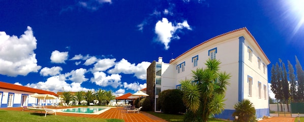 Piscina all'aperto