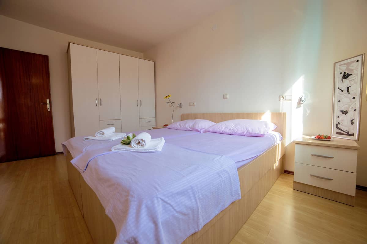 Departamento, 2 habitaciones, balcón | Cunas gratuitas, camas extra gratis y wifi gratis