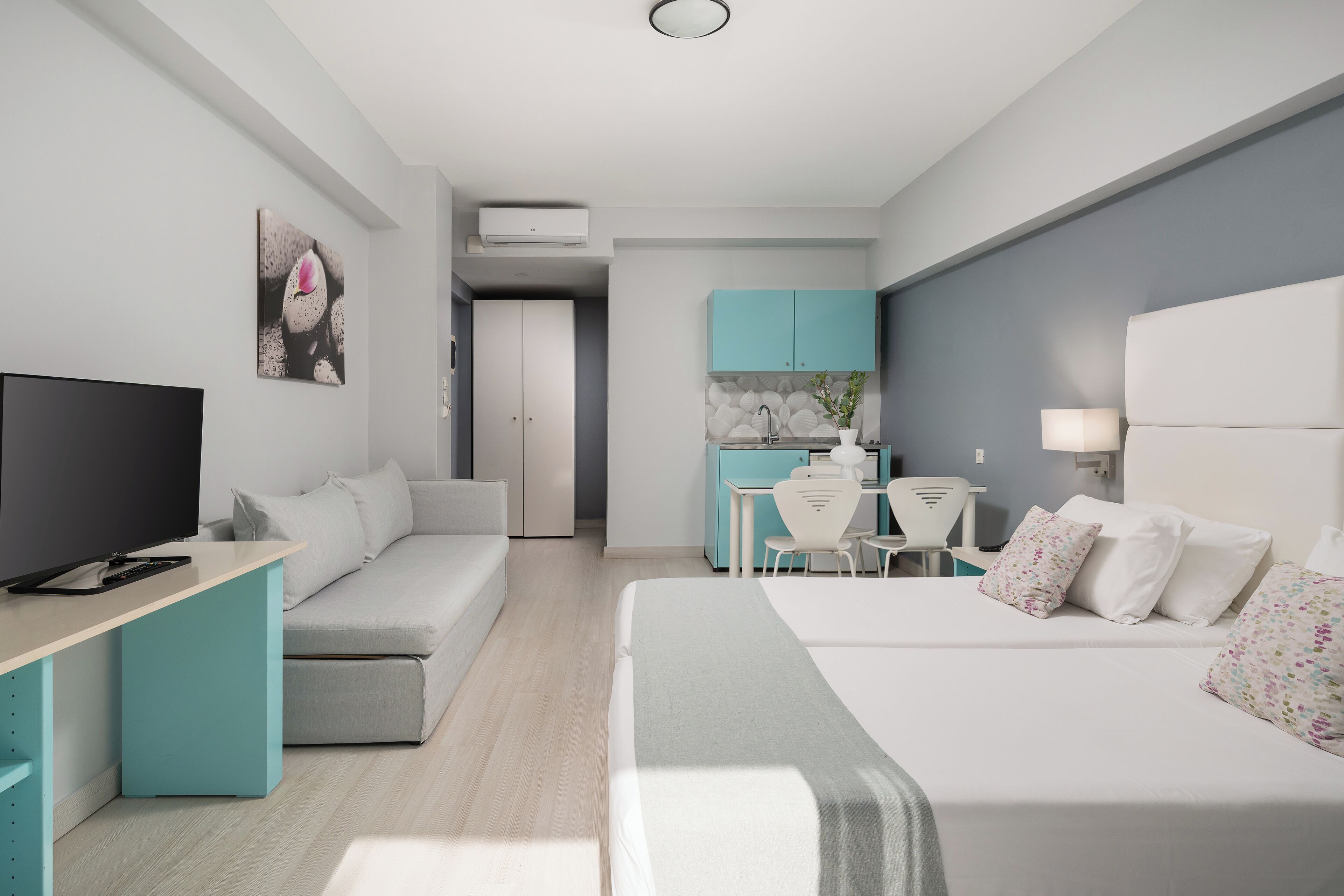 Studio Supérieur, vue piscine