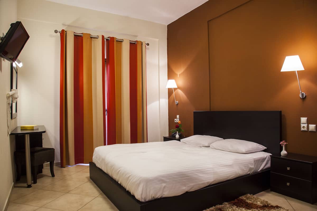 Pillowtop beds, in-room safe, blackout drapes, soundproofing