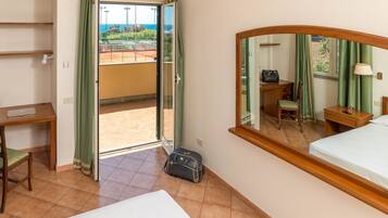 Camera Superior Family Vista Mare | Ausblick vom Zimmer