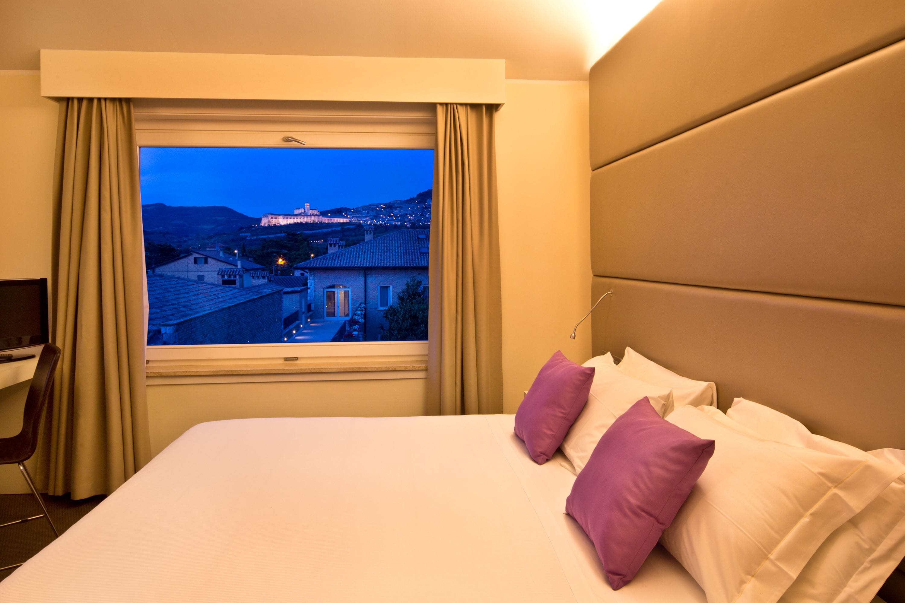 1 bedroom, minibar, in-room safe, desk